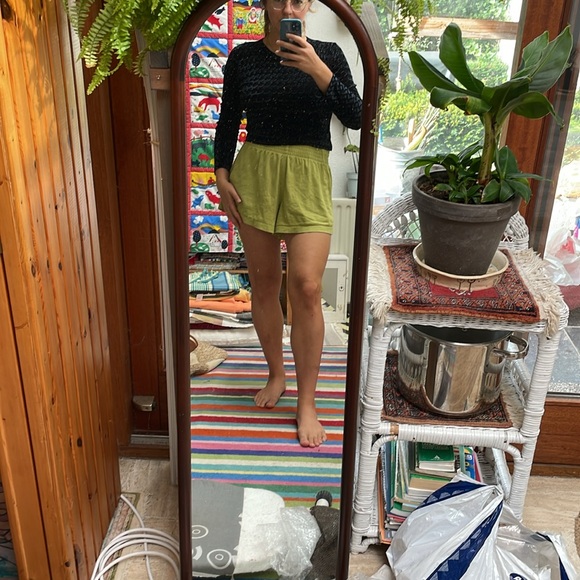 VTG black red velour scale top medium - Picture 8 of 10